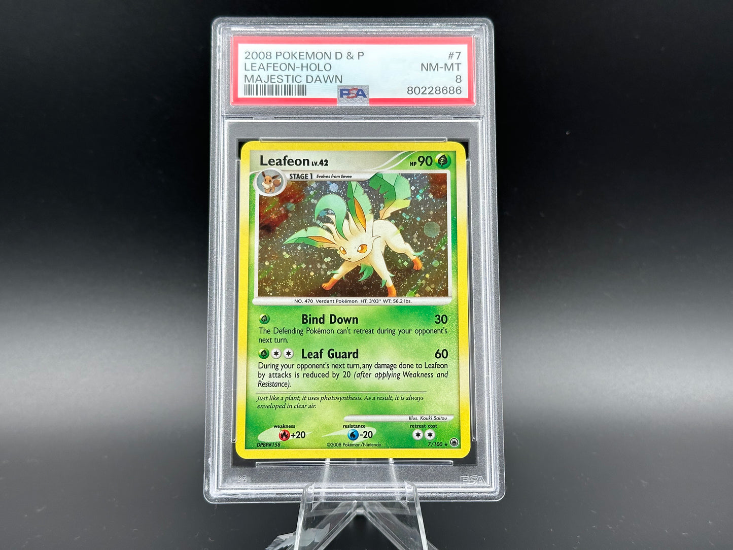 Leafeon holo Diamant &amp; Perle Majestic Dawn PSA 8